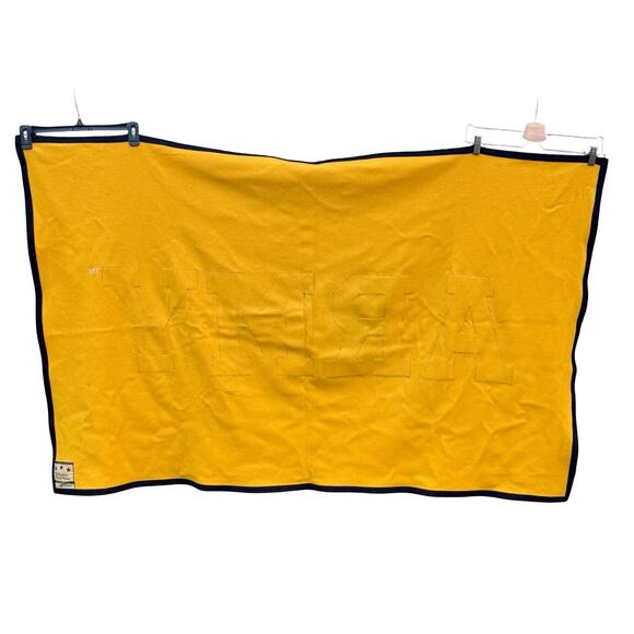 Vintage Collegiate Traditions Army Wool‎ Blanket Yellow Black USA Made 90's - Picture 3 of 13